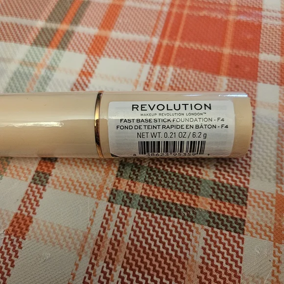 Revolution Flawless Foils Eyeshadow Set - Picture 5 of 9